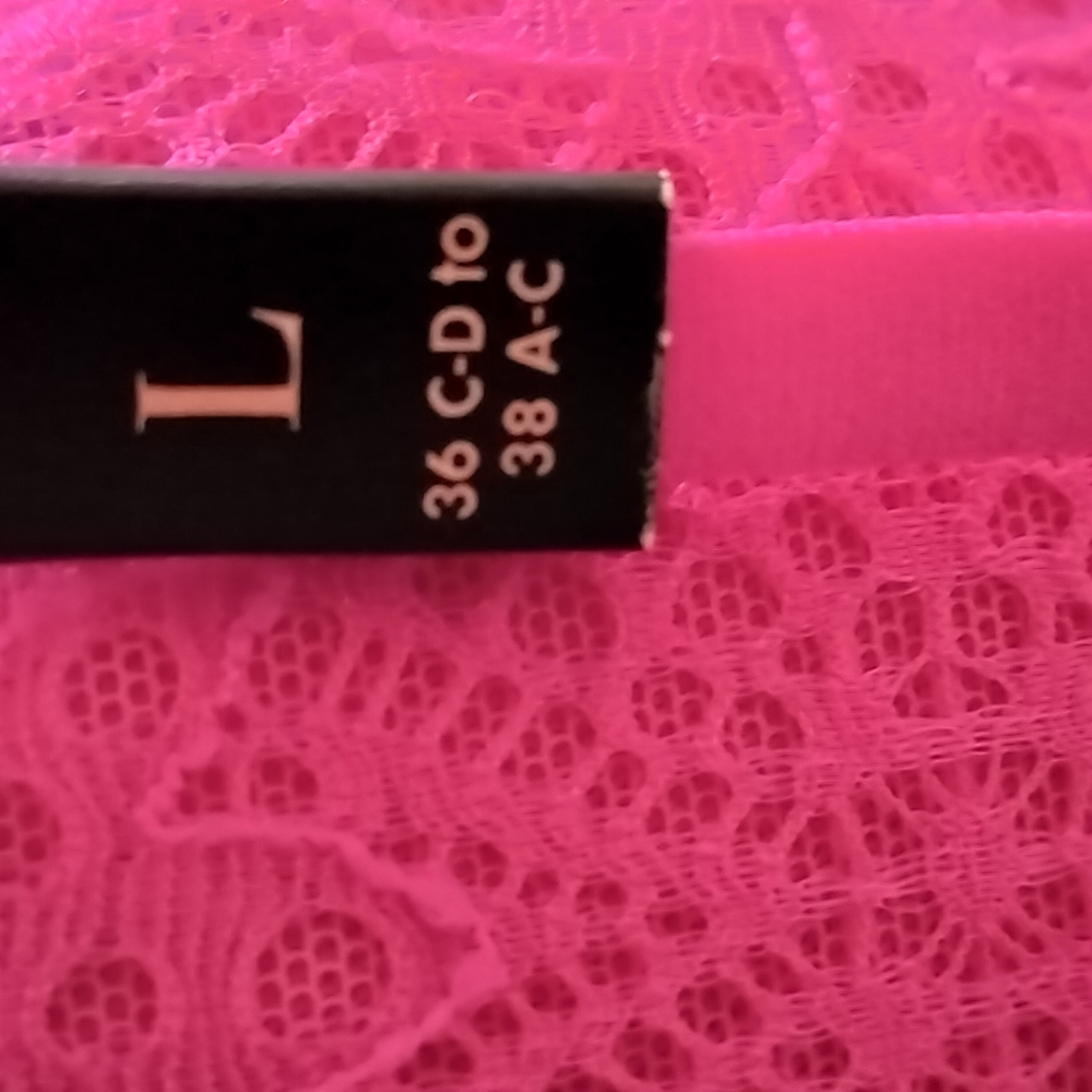 Victoria's Secret Lace Bralette NWOT - Picture 6 of 7